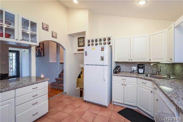 436 Pacific Street — photo 9