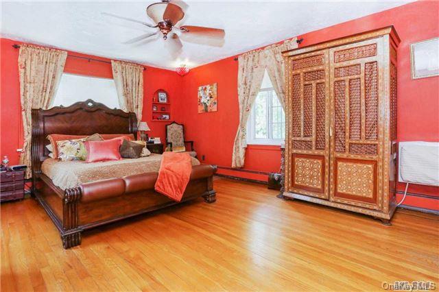 260 Frankel Boulevard — photo 13