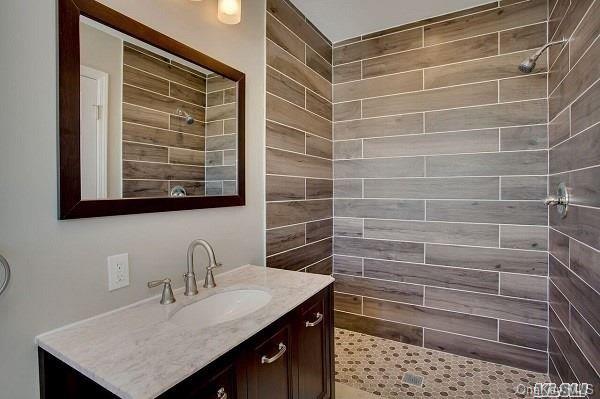 18 Bayview Avenue — photo 11