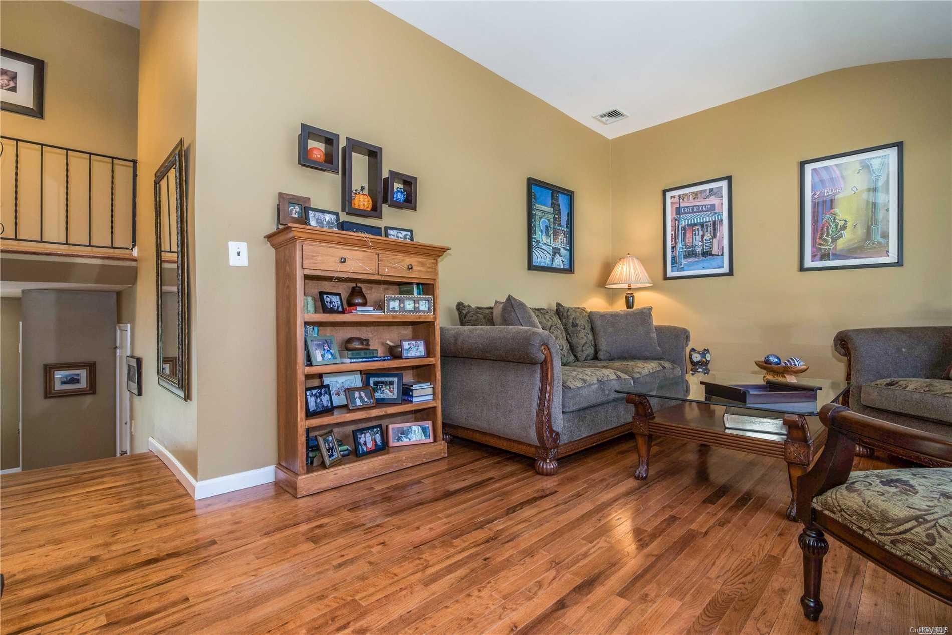 19 Bayard Drive — photo 11