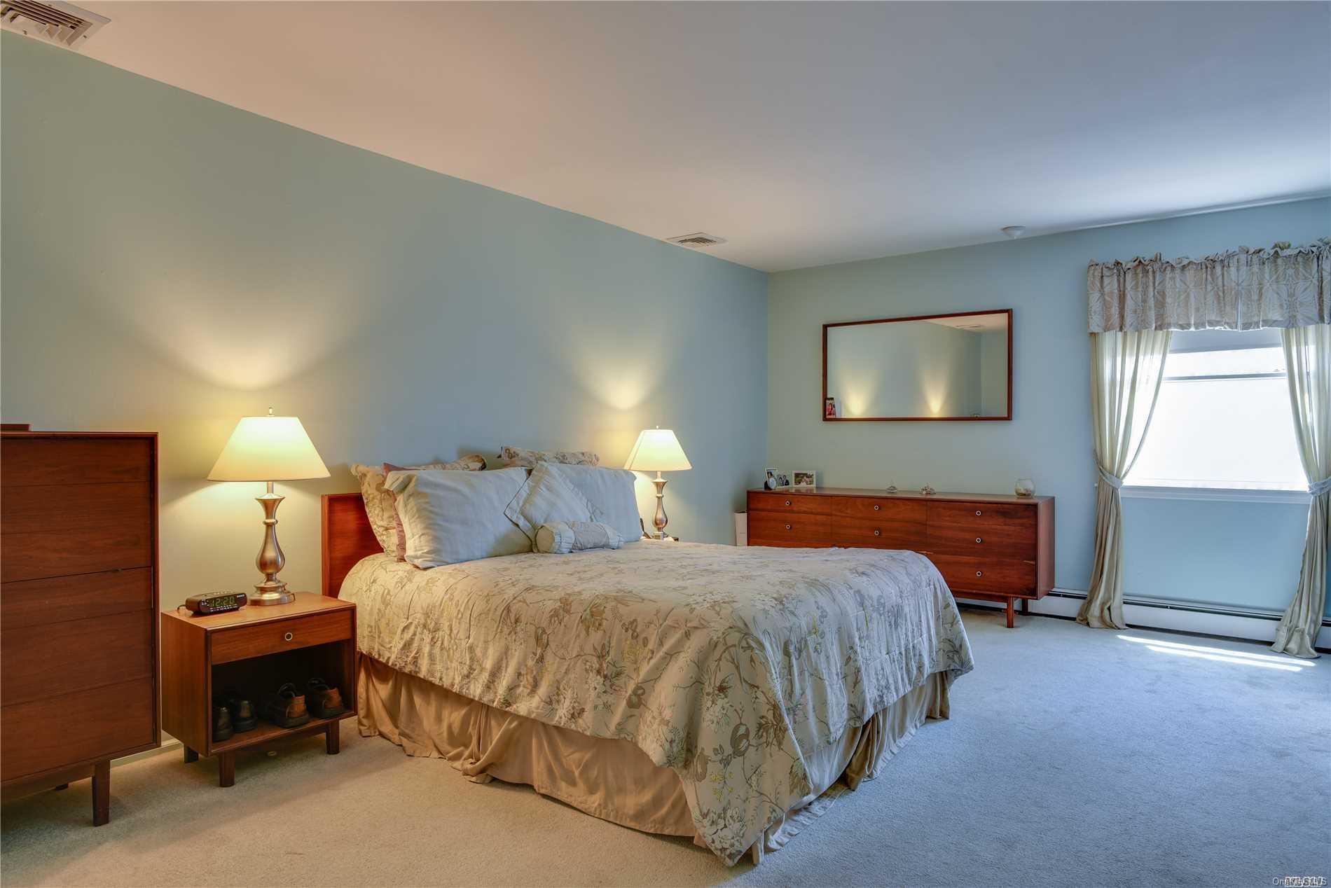 310 Riviera Dr S — photo 11