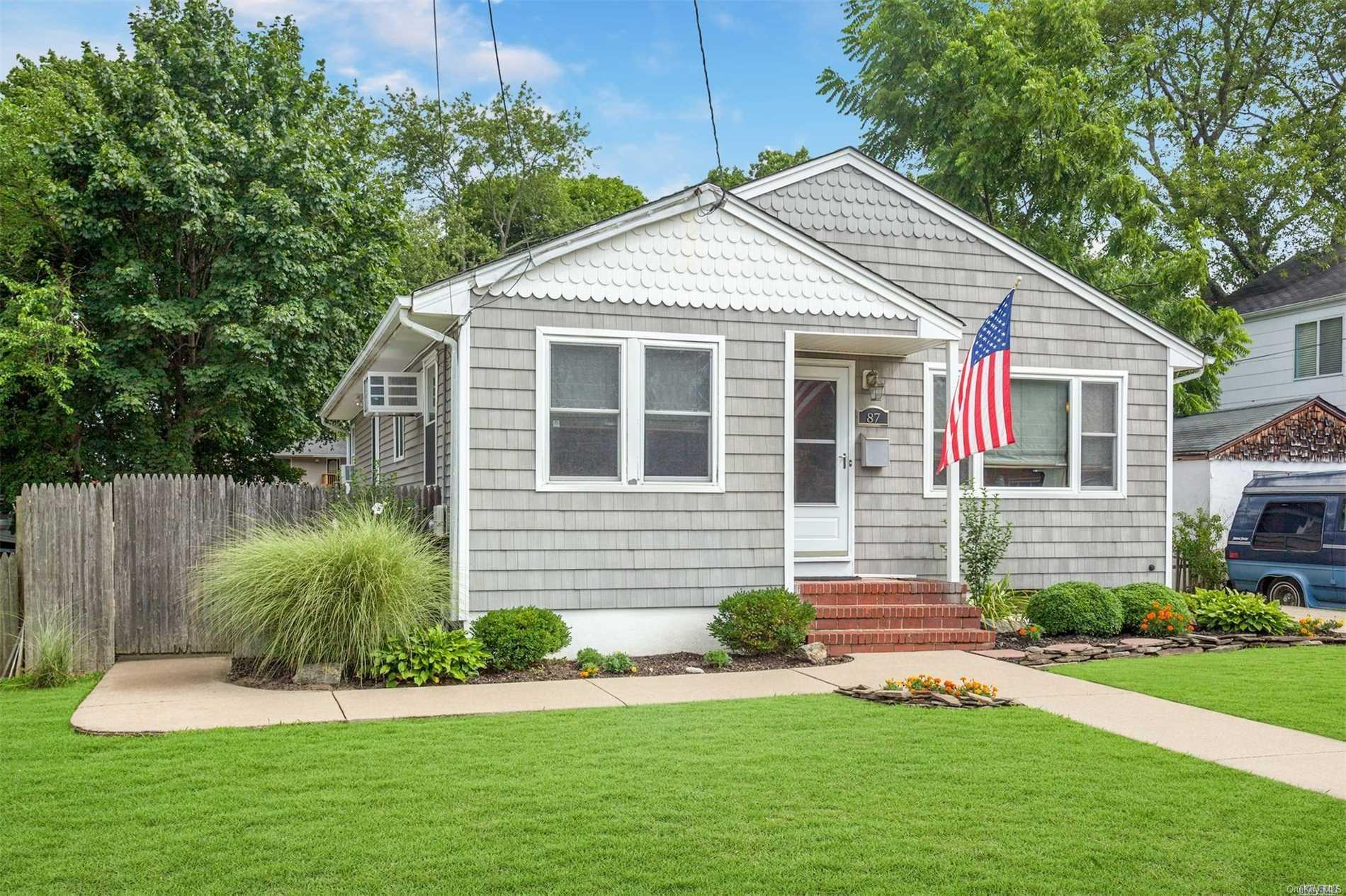 87 Lincoln Avenue