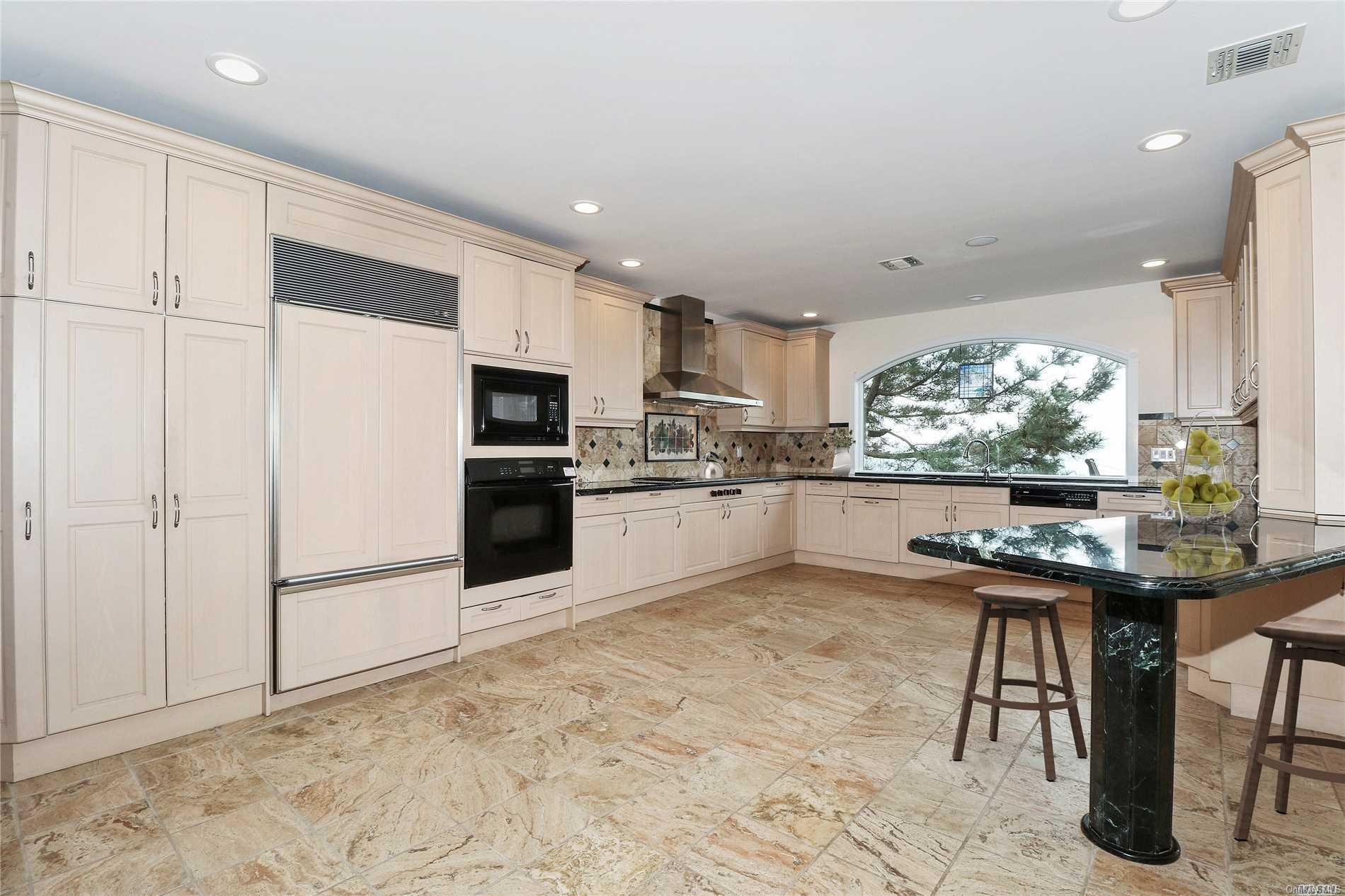 26 Norfolk Drive — photo 10