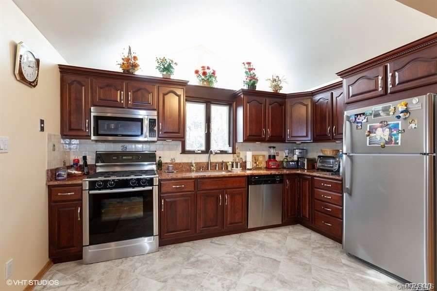 3236 Harold Street — photo 4