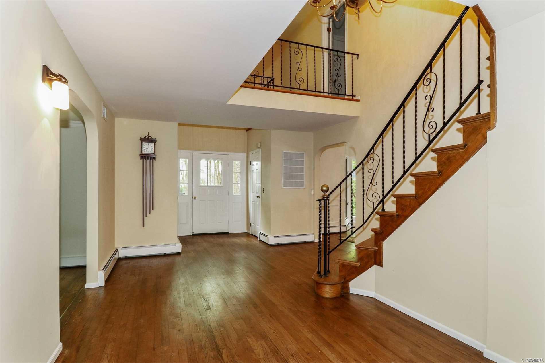 35 Wellington Road — photo 3