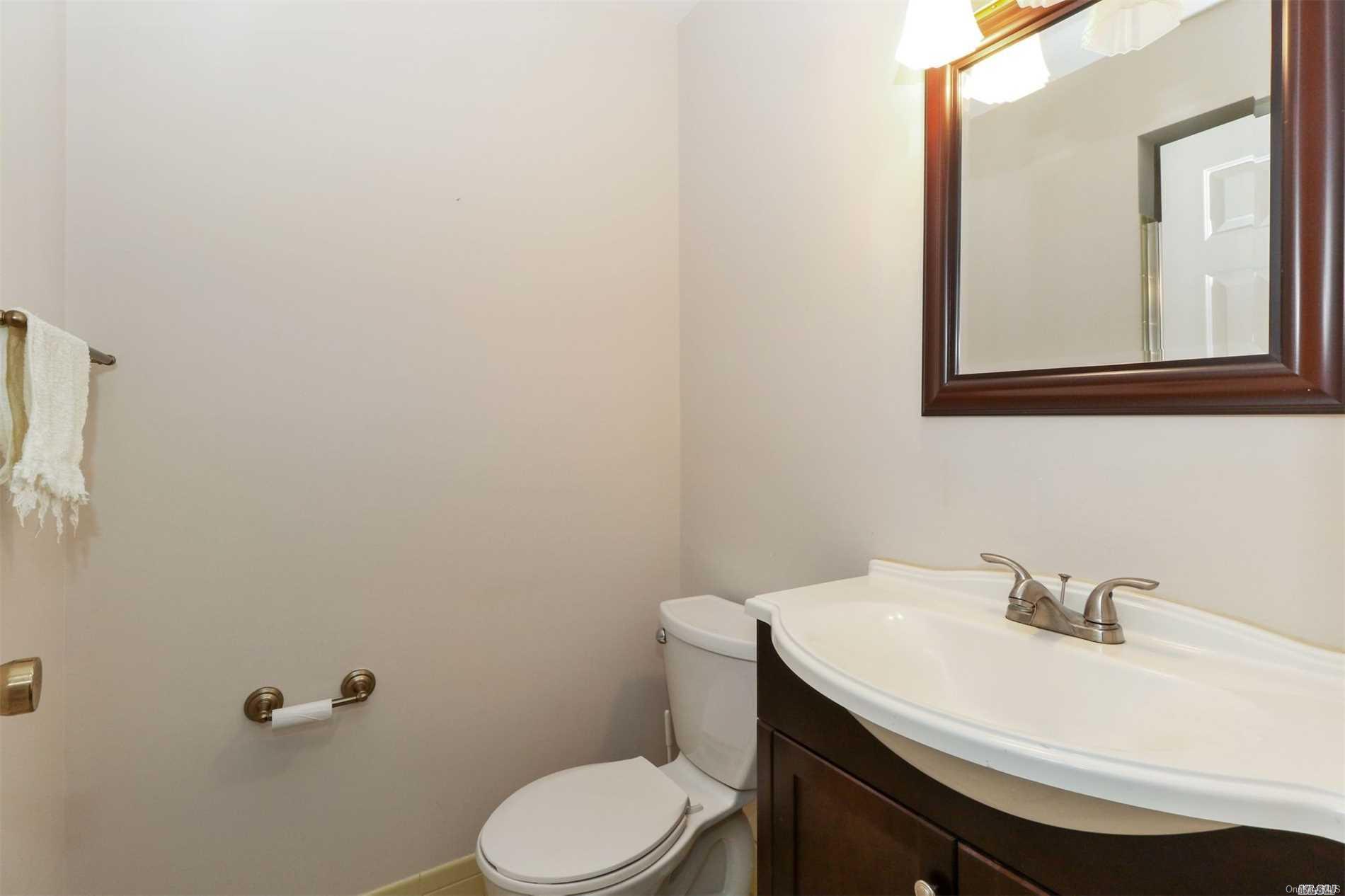 35 Wellington Road — photo 8