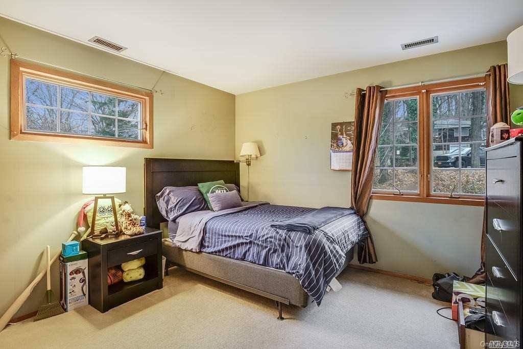 315 Woodbine Avenue — photo 15