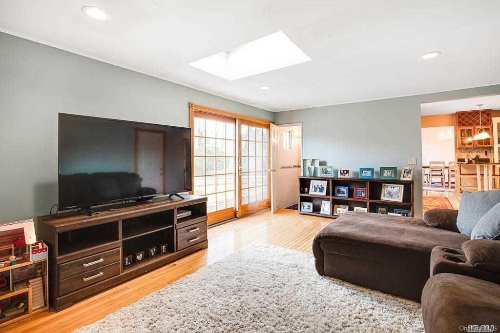 254 Haypath Road — photo 7