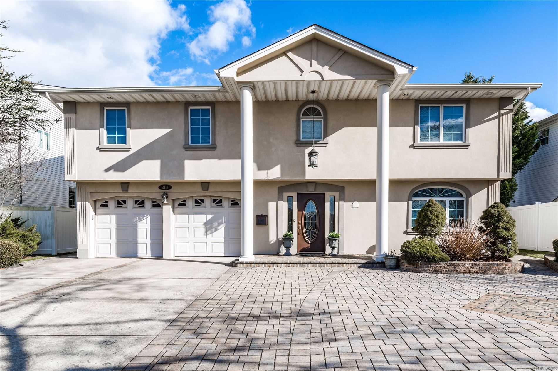 3111 Lee Place, Bellmore