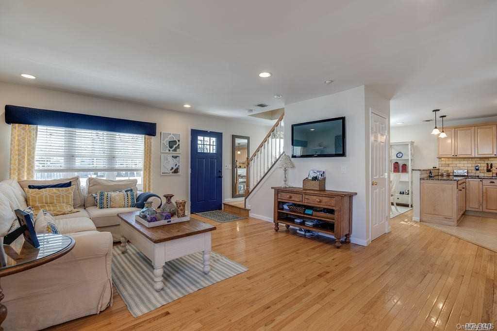 9 Walnut Street — photo 5