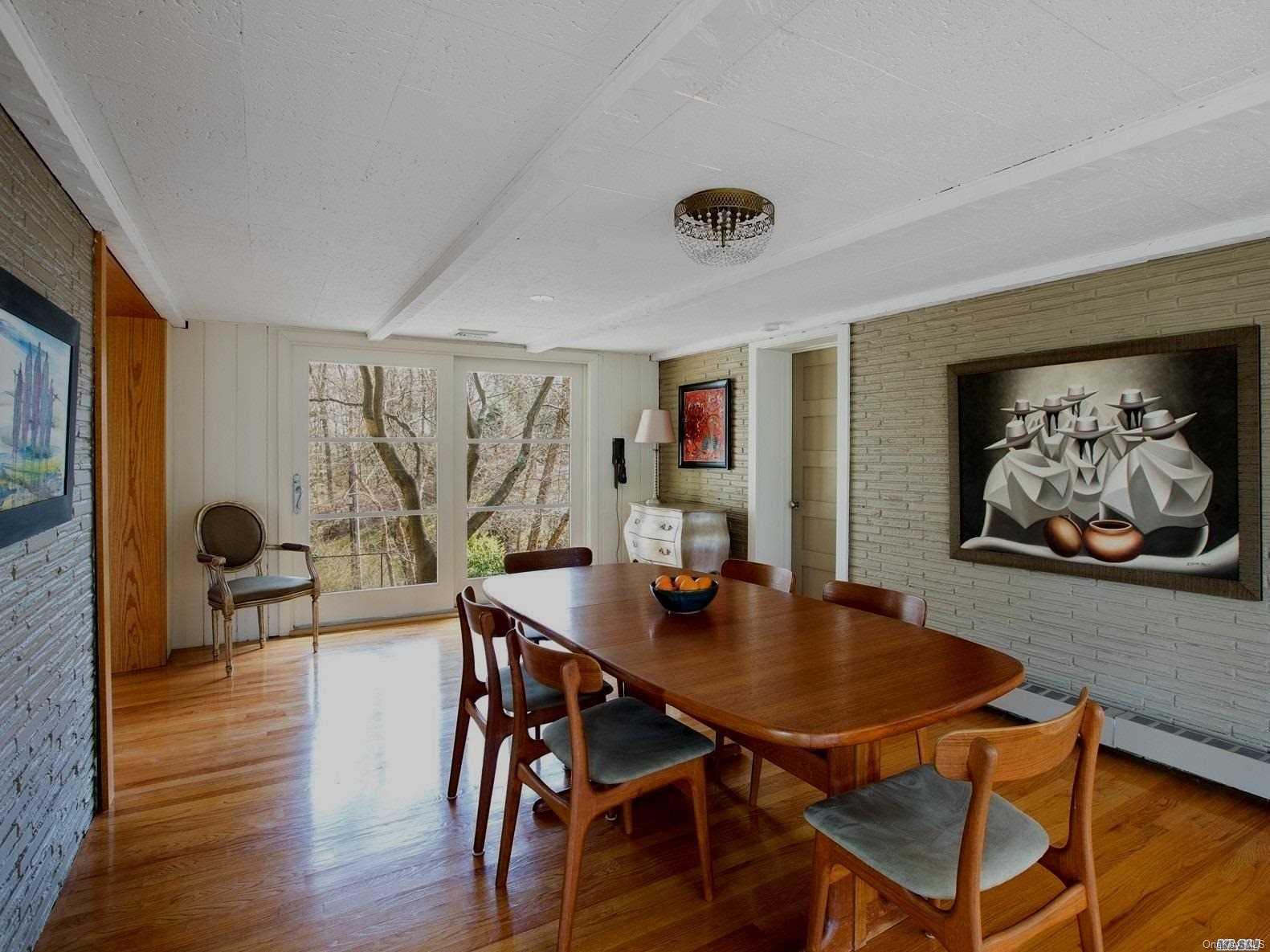 69 Wendover Drive — photo 3