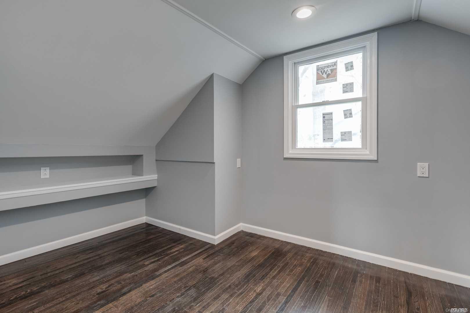 108 Harding Street — photo 16