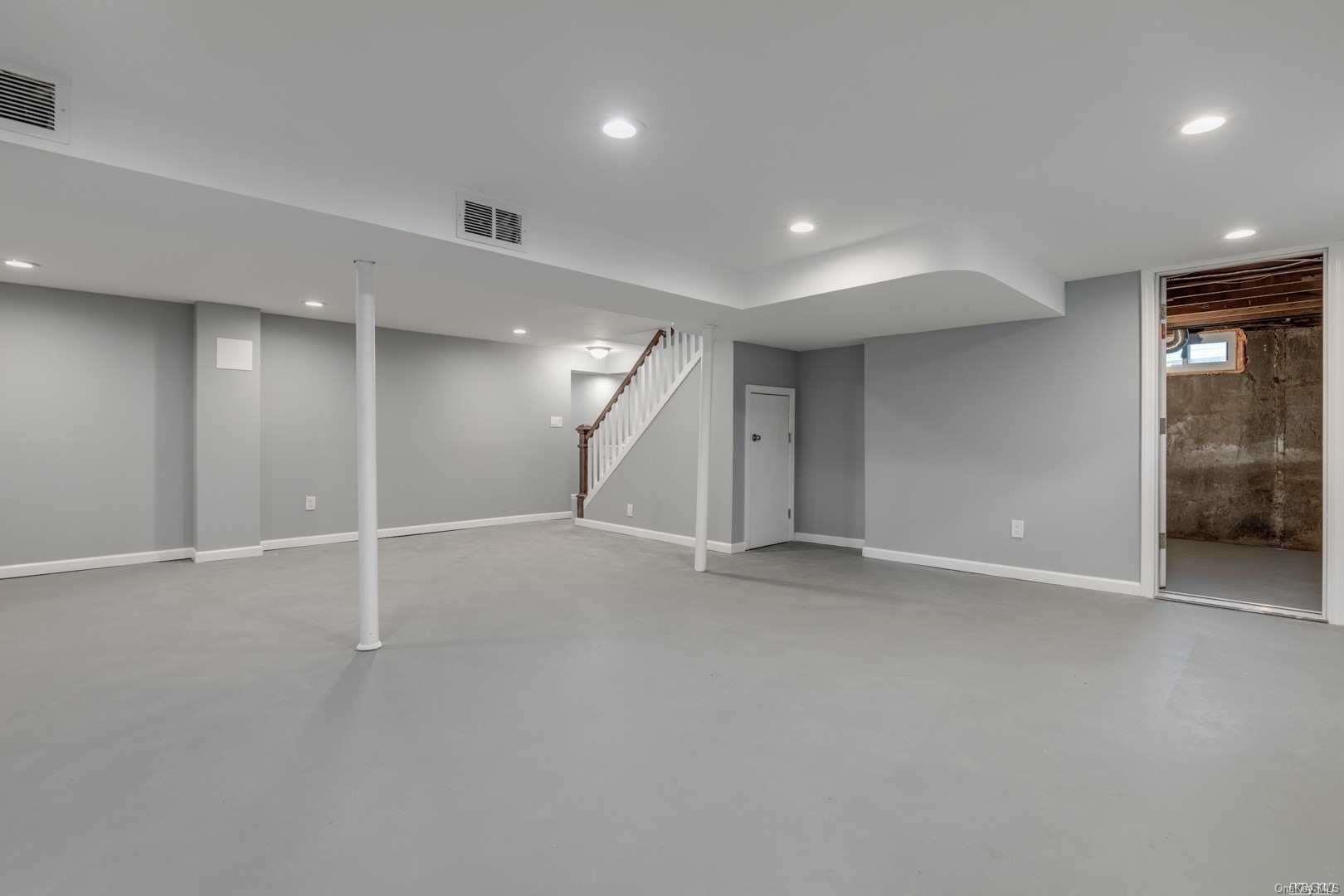 108 Harding Street — photo 18