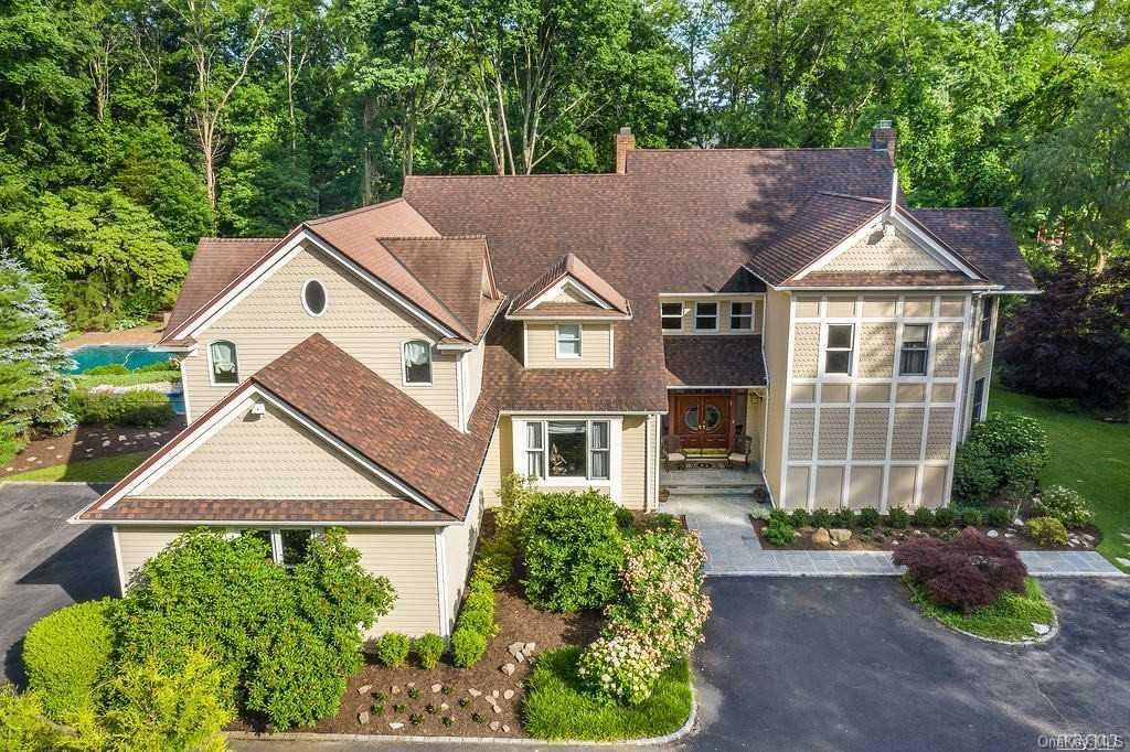 4 Toboggan Hill, Cold Spring Harbor