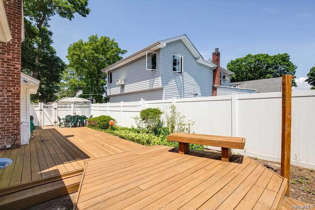 201 Willow Street — photo 29