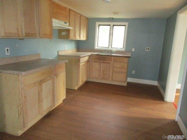 77 Lakewood Street — photo 4