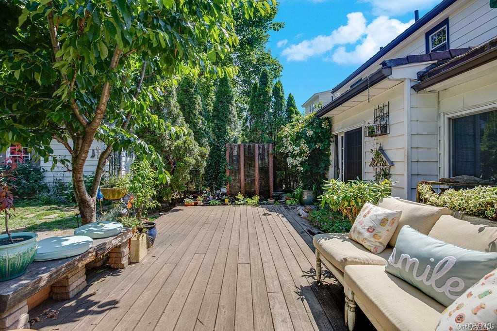 277 Harvard Avenue — photo 11