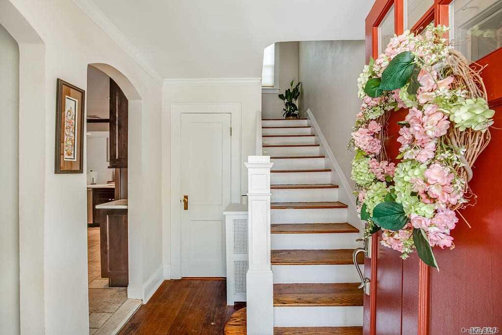 277 Harvard Avenue — photo 2
