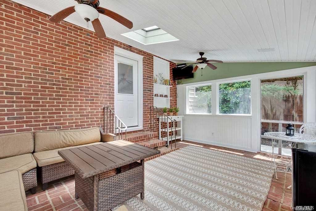 31 Johnston Street — photo 20