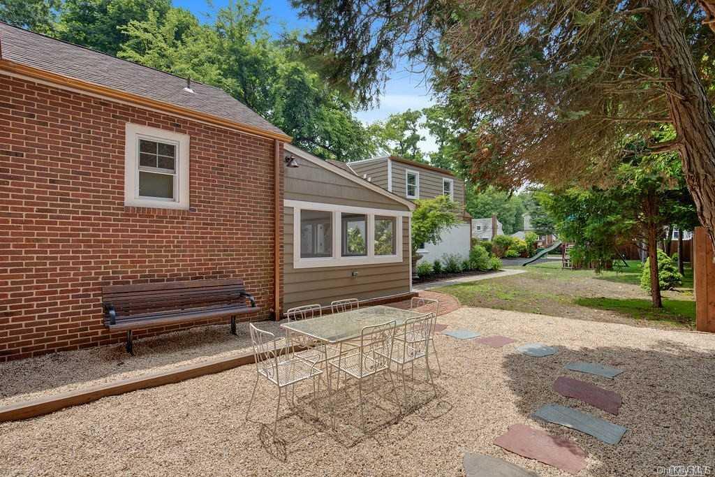 31 Johnston Street — photo 22