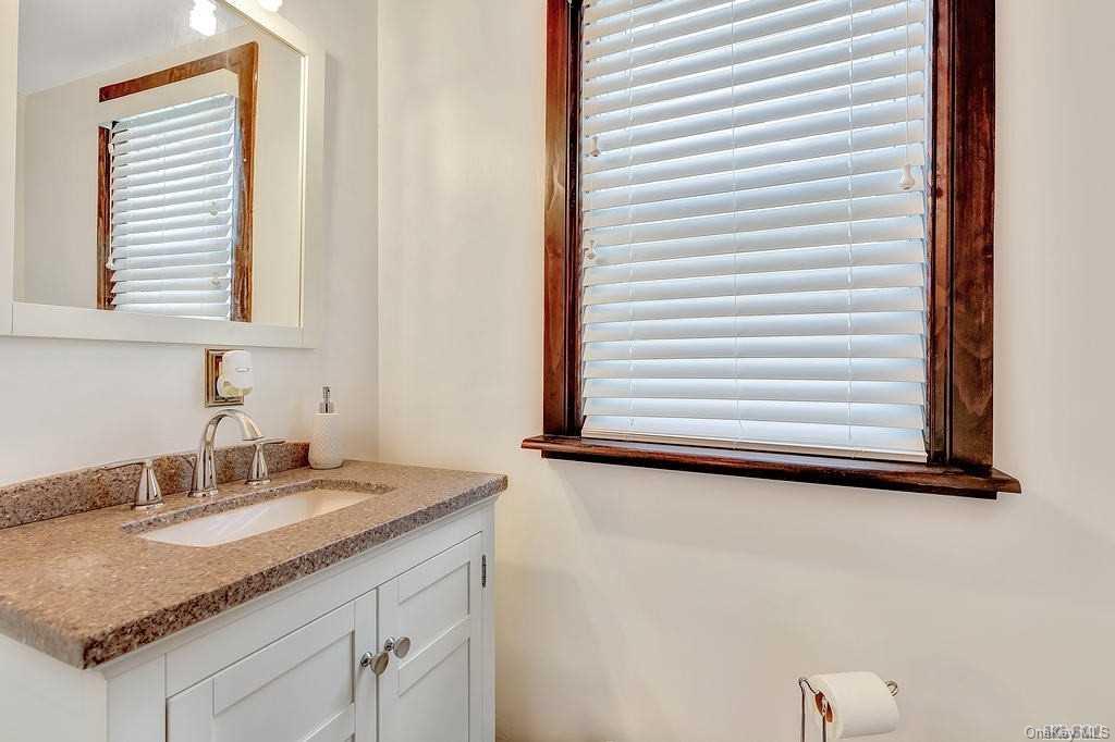 456 Long Beach Avenue — photo 18