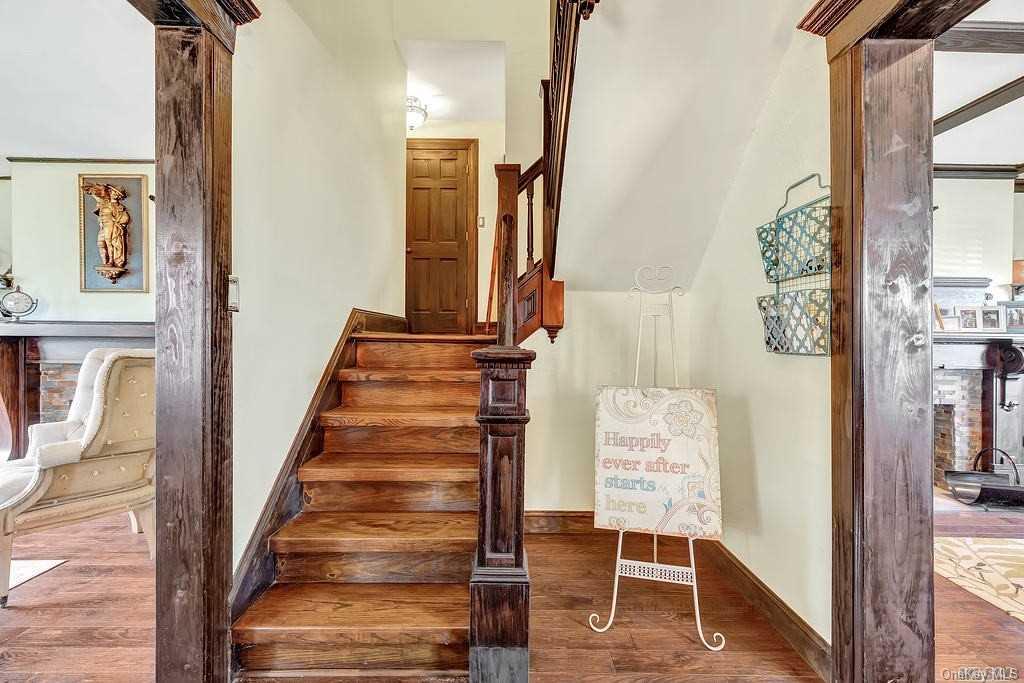456 Long Beach Avenue — photo 3
