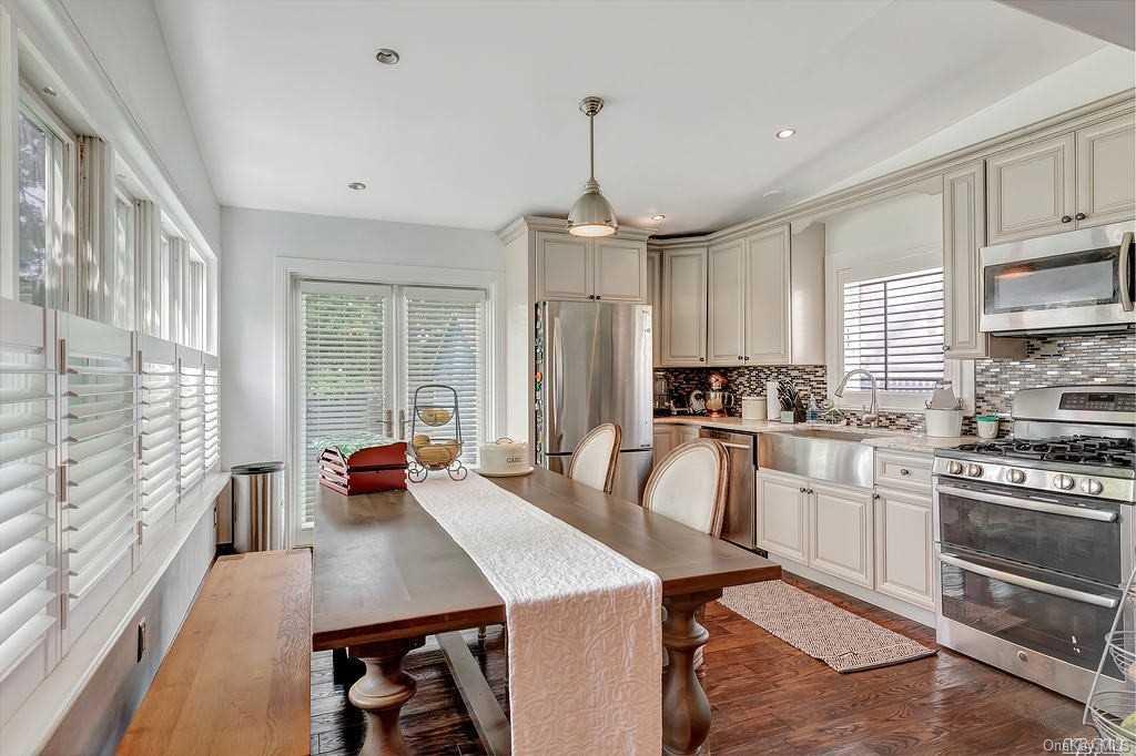 456 Long Beach Avenue — photo 10