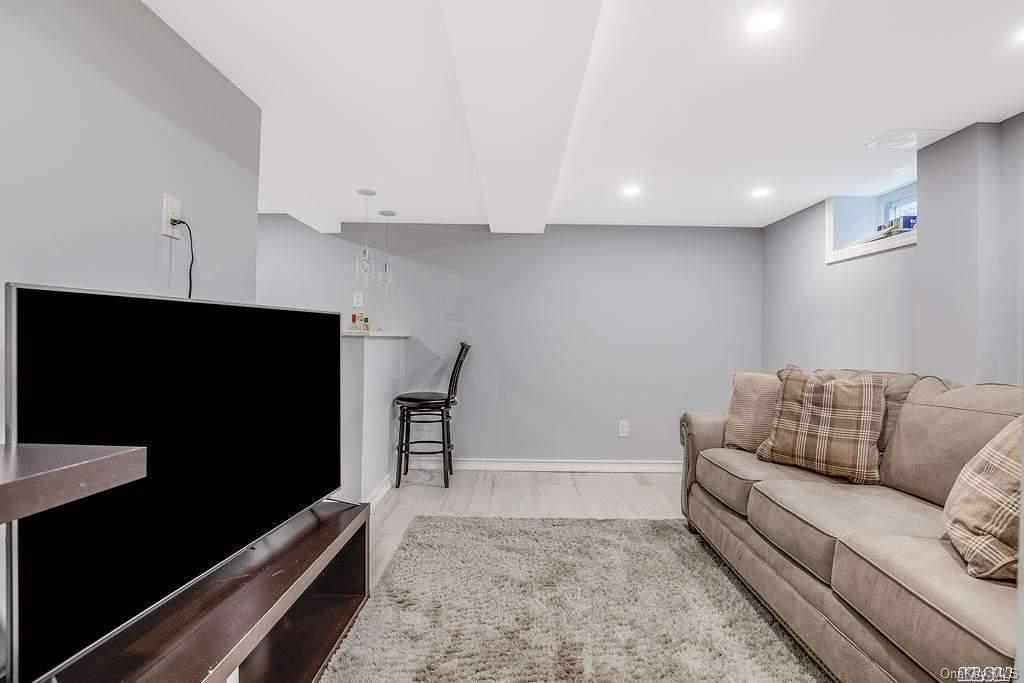 30 Poppy Avenue — photo 17