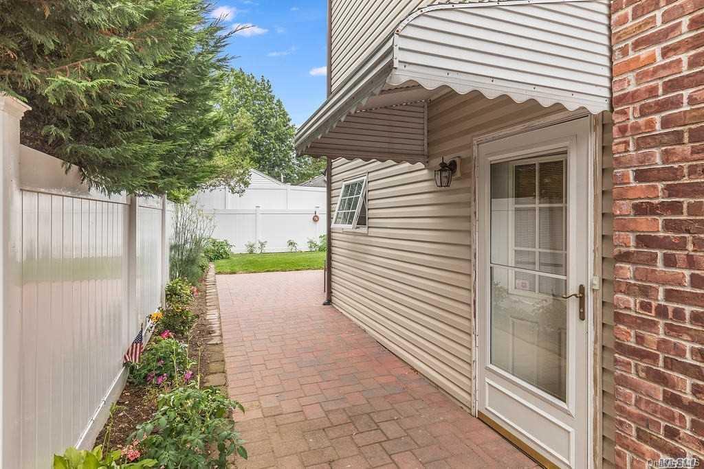 30 Poppy Avenue — photo 25