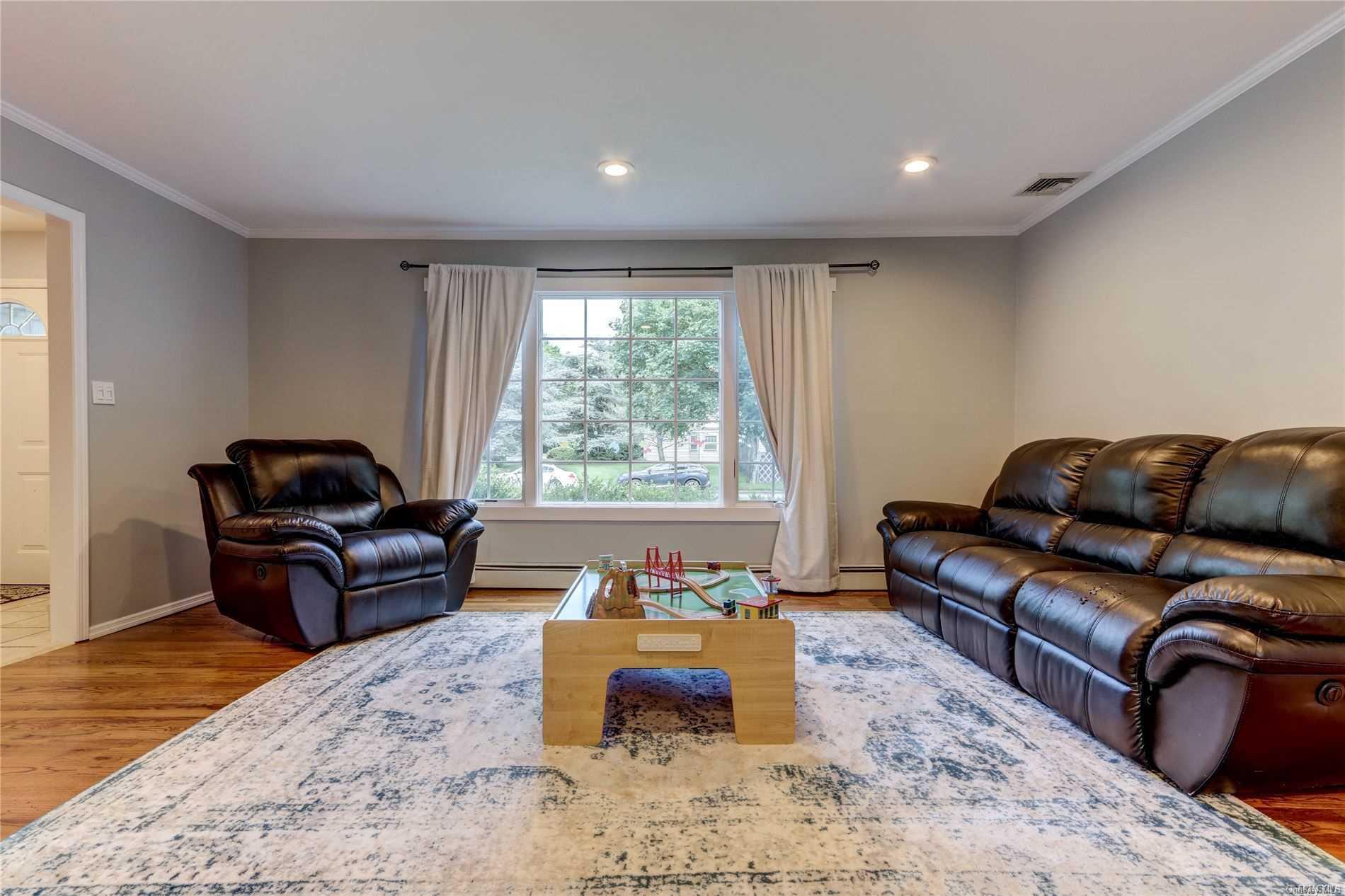 62 Butterfield Drive — photo 4