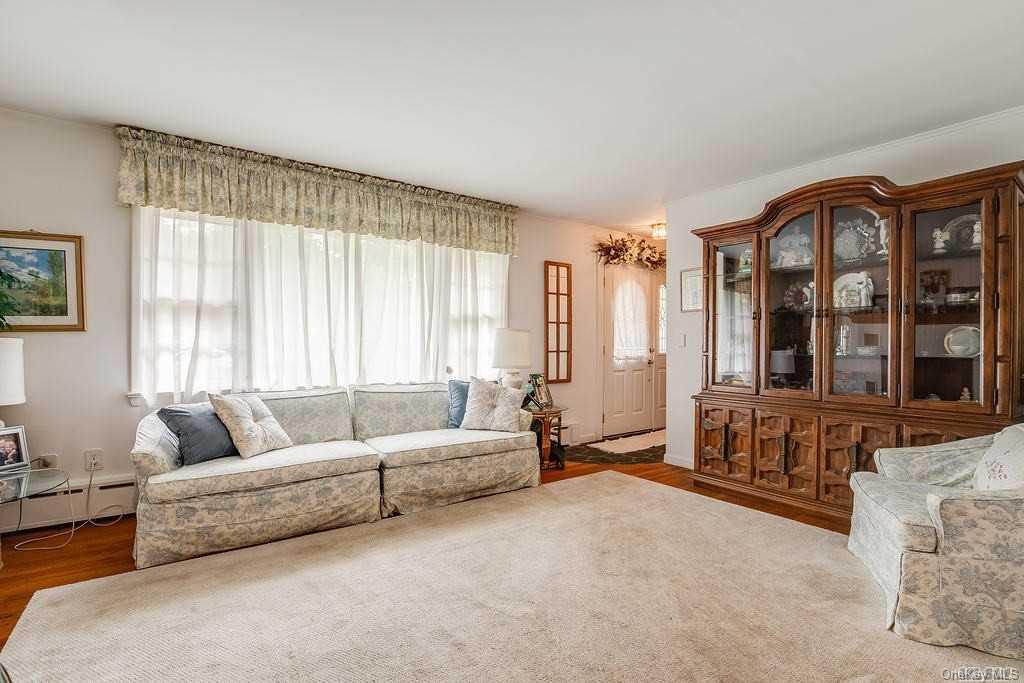 142 Avery Avenue — photo 5