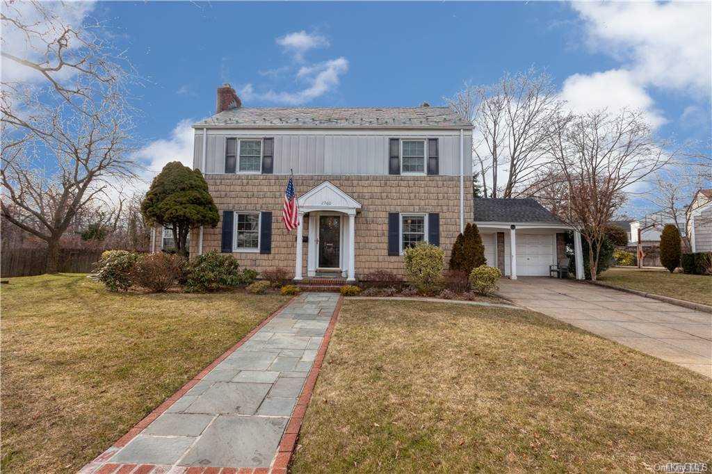 2360 Lancaster Avenue, Baldwin