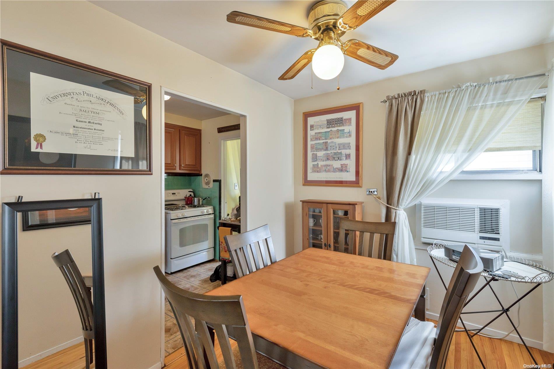 32 Ronald Avenue — photo 12