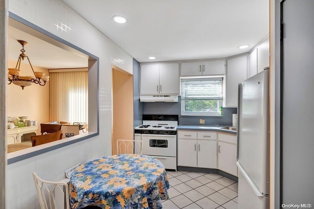 27 Nautilus Avenue — photo 11