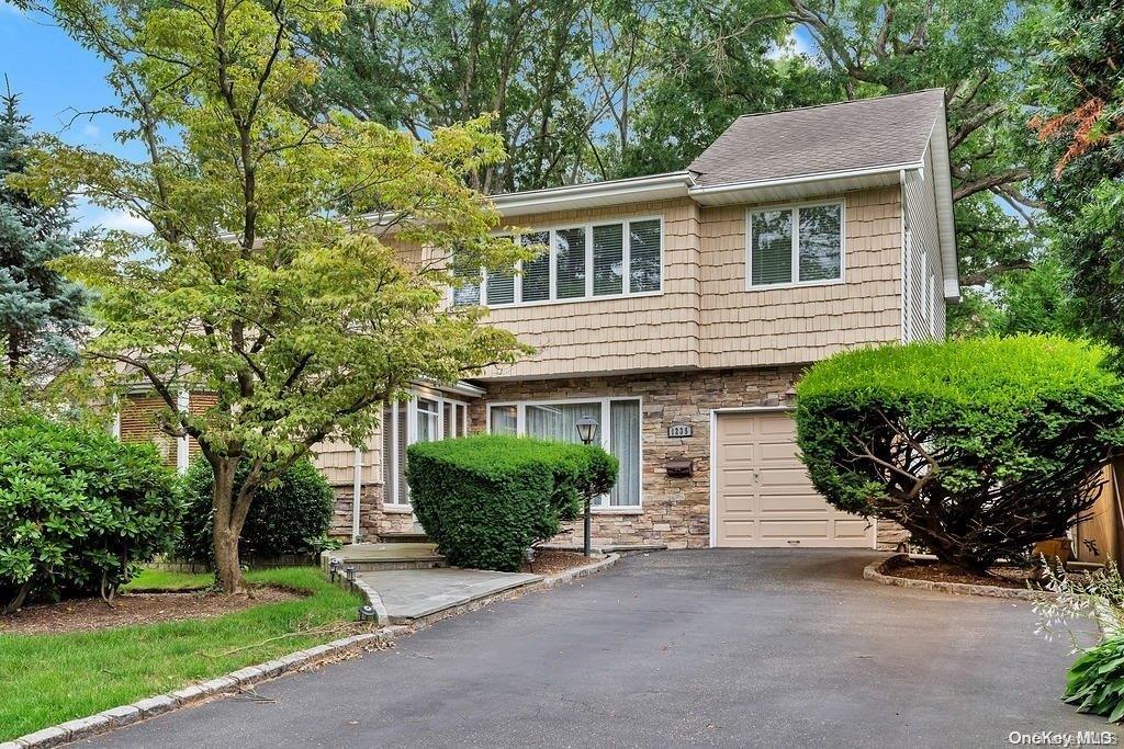 1235 Lakeshore Drive, Massapequa Park