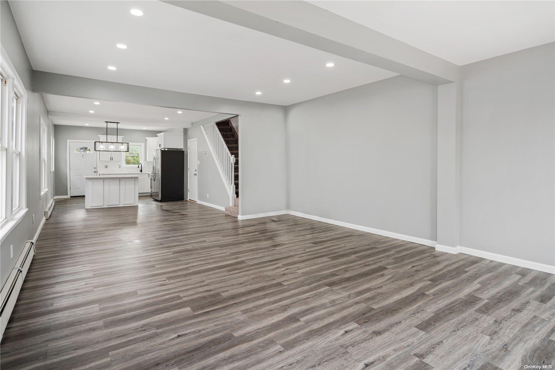 156 Pine Street — photo 2