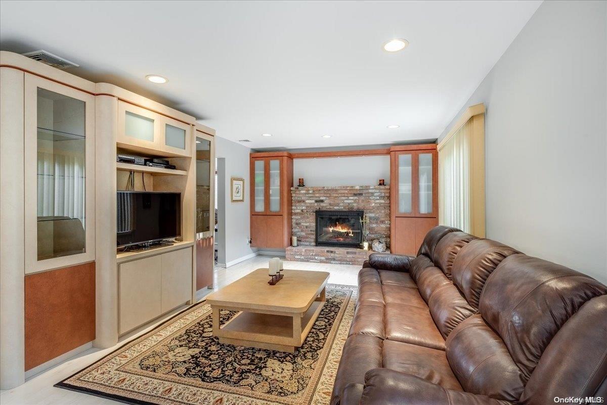 94 Jeanna Court — photo 16