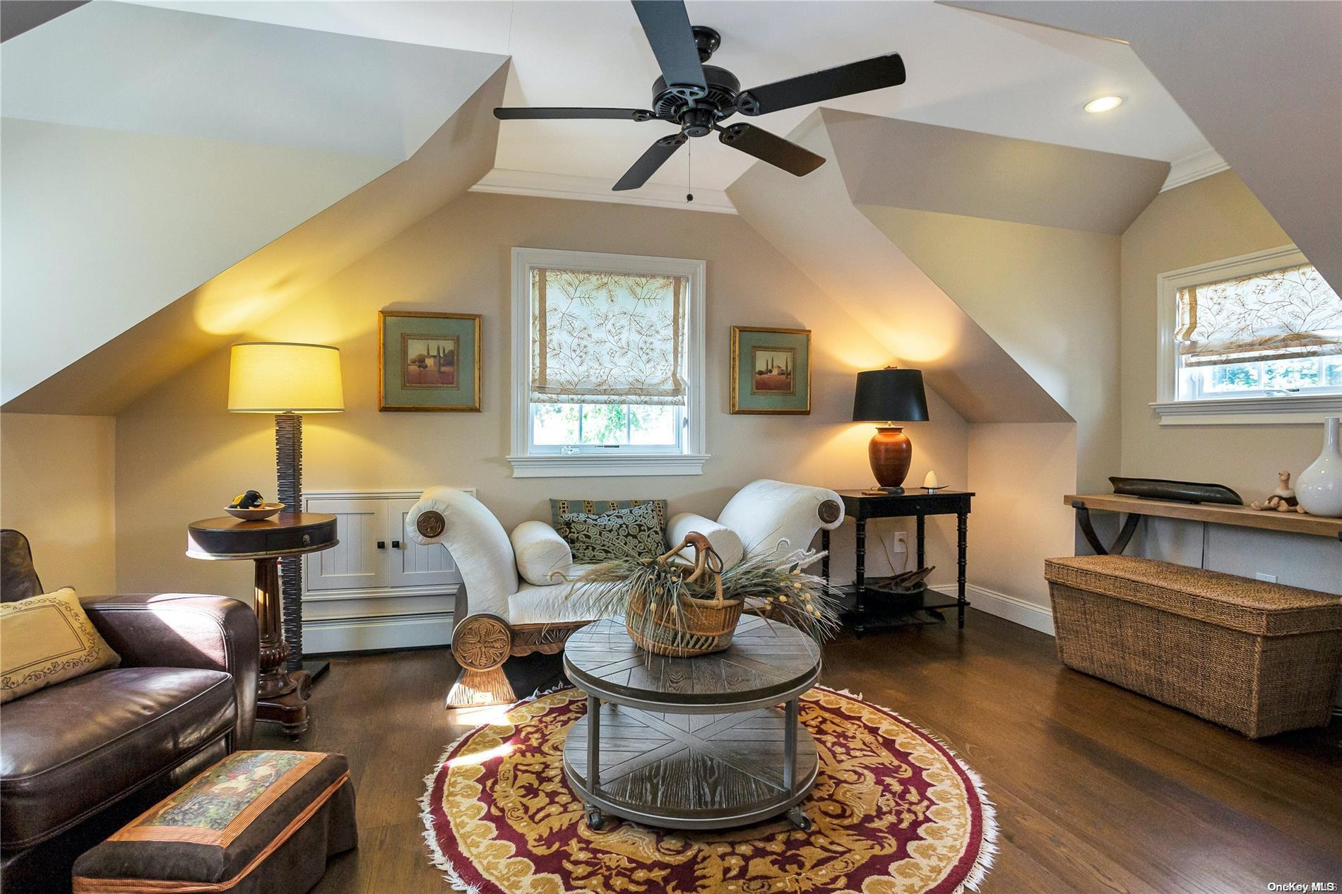 44 Sagamore Hill Drive — photo 17