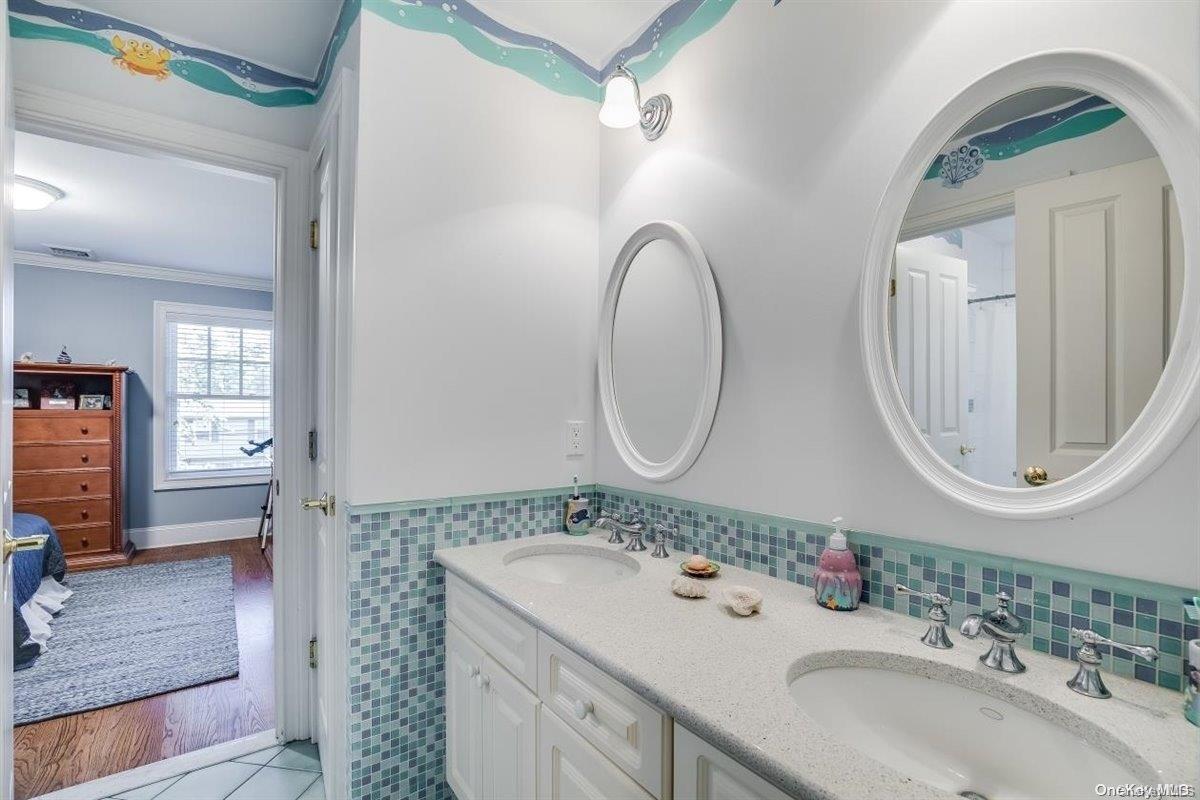 23 Pershing Avenue — photo 25