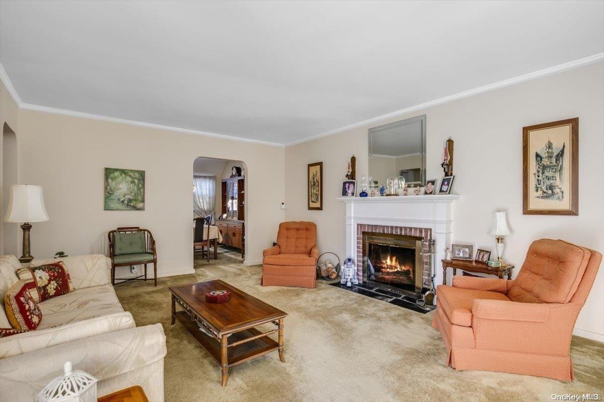 64 Earl Drive — photo 5