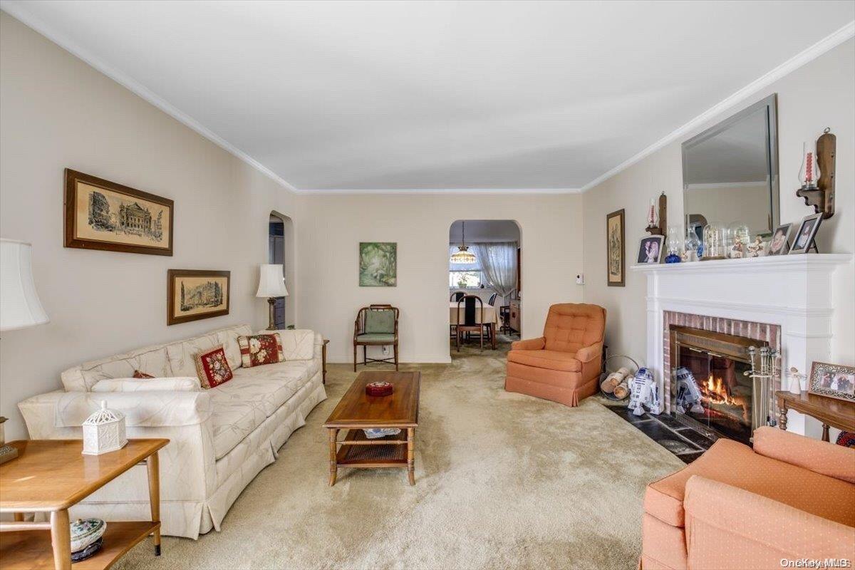 64 Earl Drive — photo 6