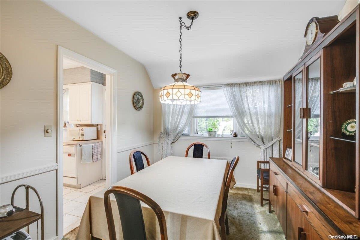64 Earl Drive — photo 9