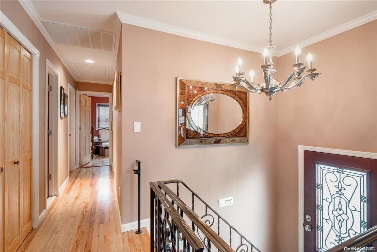 2025 Sans Avenue — photo 3