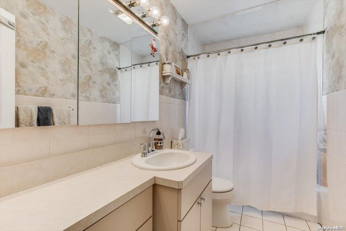 717 Sherman Avenue — photo 14