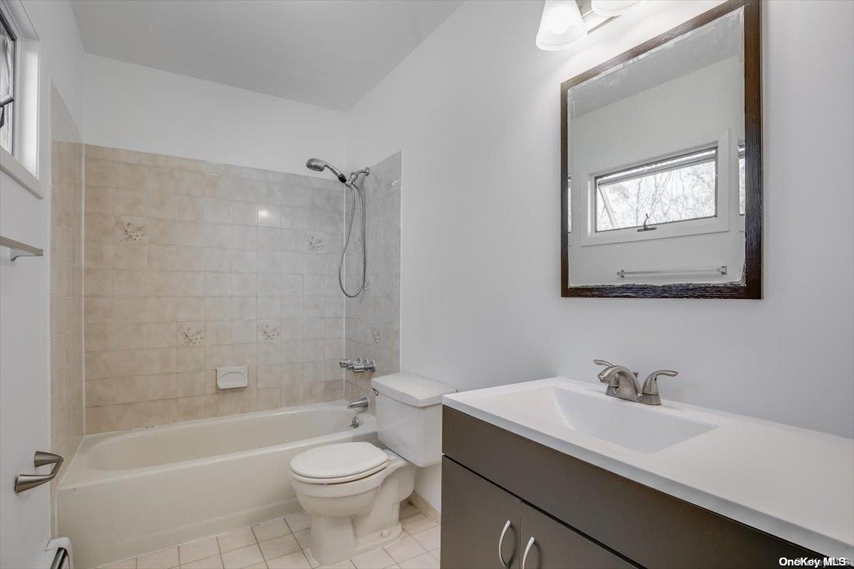 54 Mcarthur Lane — photo 13