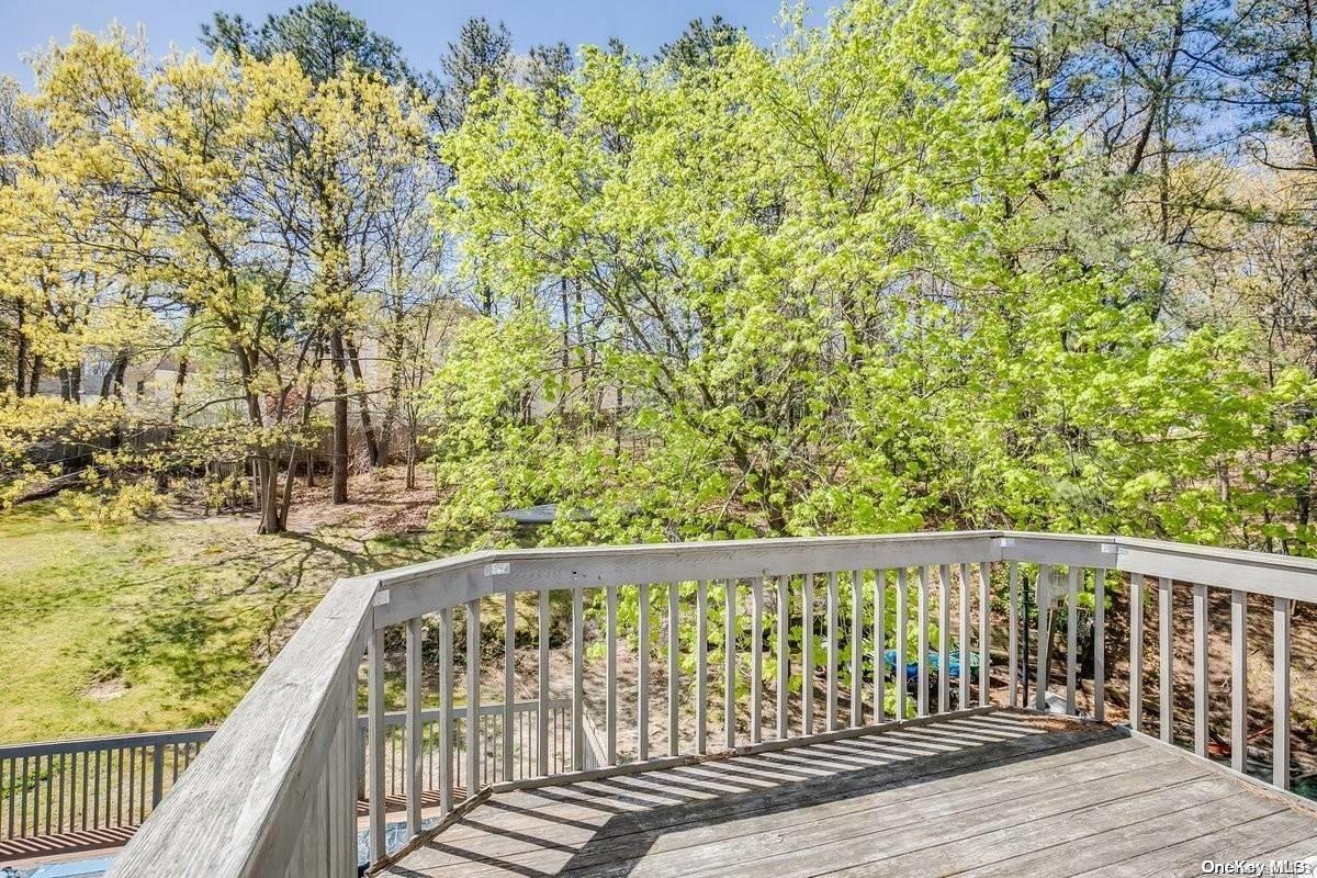 54 Mcarthur Lane — photo 23