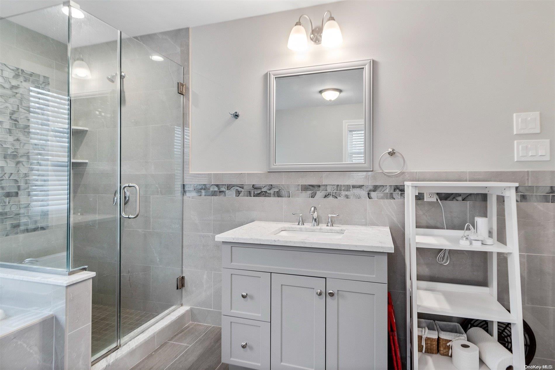 1772 Horatio Avenue — photo 14