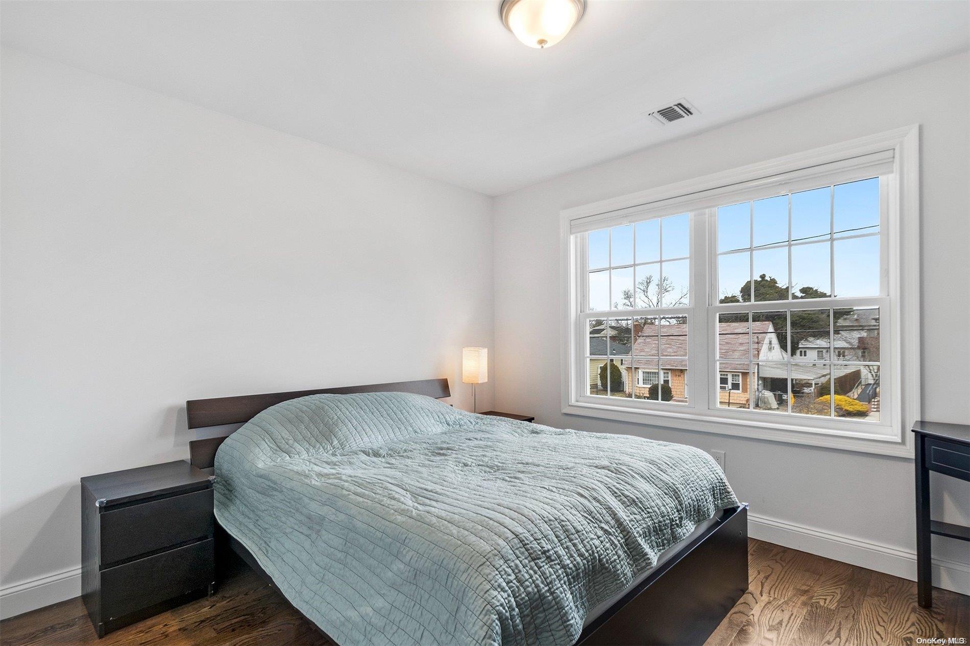 1772 Horatio Avenue — photo 16