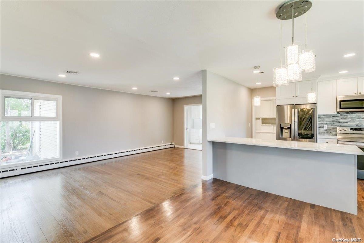363 Leslie Lane — photo 12