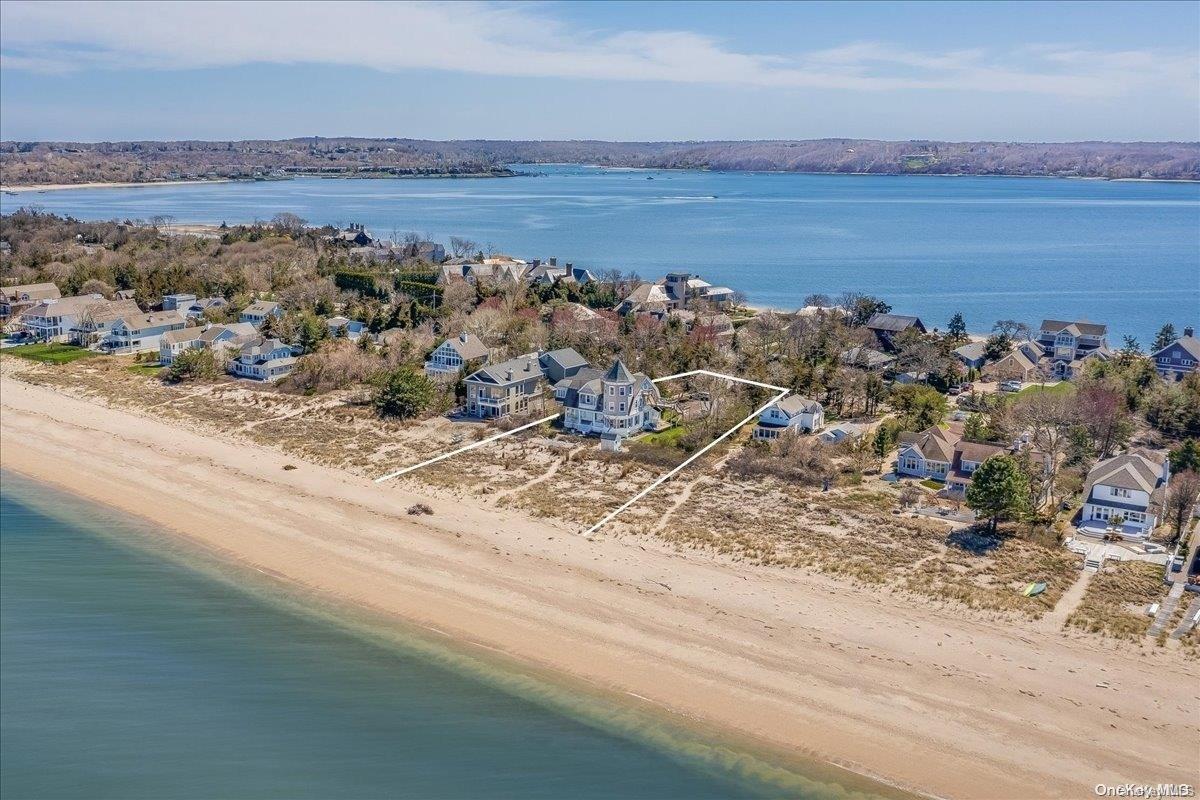 250 Asharoken Avenue, Northport